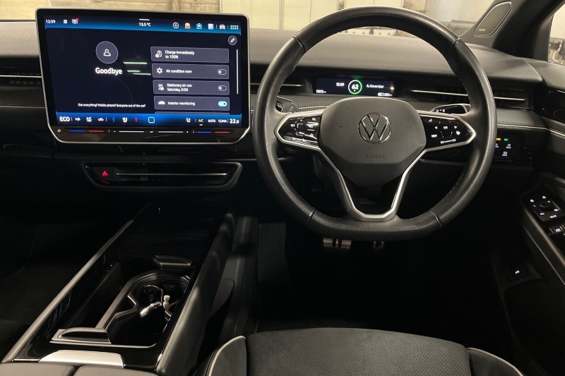 2024 (74) VOLKSWAGEN ID.7 210kW Match Pro 77kWh 5dr Auto 4742775