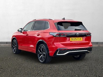 2025 (25) VOLKSWAGEN TIGUAN 2.0 TDI R-Line 5dr DSG