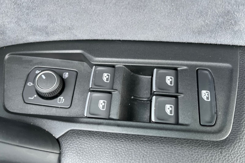 2023 (23) VOLKSWAGEN TIGUAN 2.0 TSI 320 4Motion R 5dr DSG 4781599