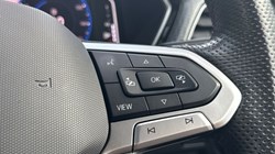 2021 (21) VOLKSWAGEN T-CROSS 1.0 TSI 110 R-Line 5dr 4753527
