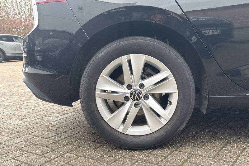 2023 (23) VOLKSWAGEN GOLF 1.5 TSI Life 5dr 4781638