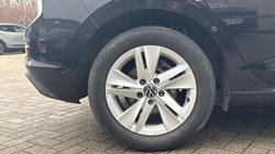 2023 (23) VOLKSWAGEN GOLF 1.5 TSI Life 5dr 4781638