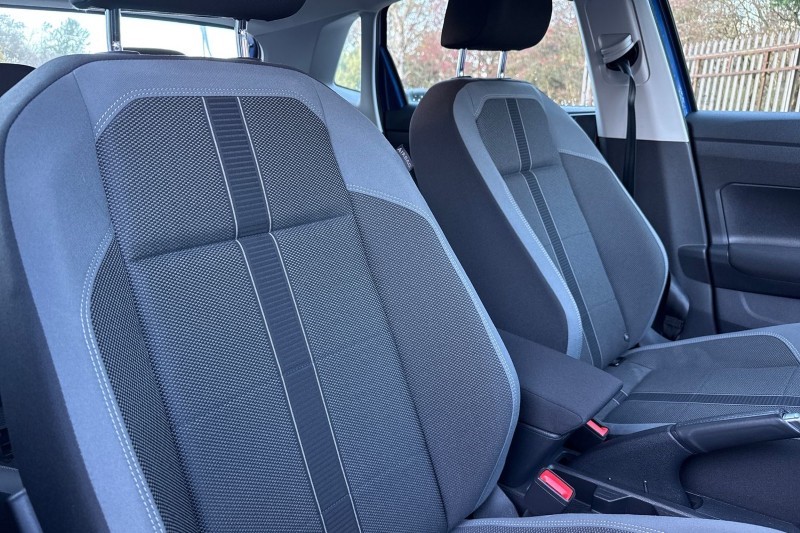 2022 (22) VOLKSWAGEN POLO 1.0 TSI Style 5dr 4760400