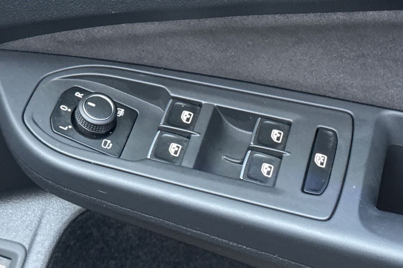 2022 (72) VOLKSWAGEN GOLF 1.4 TSI eHybrid Style 5dr DSG 4772727