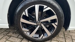 2025 (25) VOLKSWAGEN POLO 1.0 TSI Match 5dr 4730027