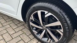 2025 (25) VOLKSWAGEN POLO 1.0 TSI Match 5dr 4730052