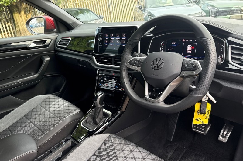 2025 (25) VOLKSWAGEN T-ROC 1.5 TSI R-Line 5dr DSG 4753788