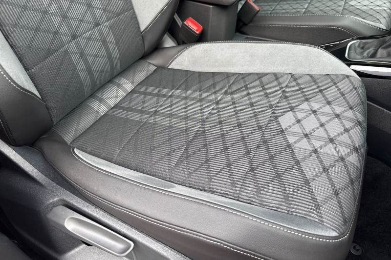 2025 (25) VOLKSWAGEN T-ROC 1.5 TSI R-Line 5dr DSG 4753793