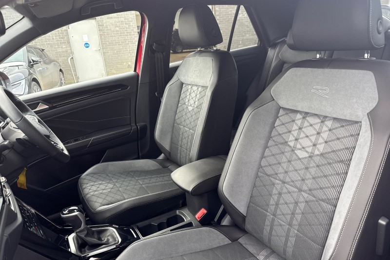 2025 (25) VOLKSWAGEN T-ROC 1.5 TSI R-Line 5dr DSG 4753808