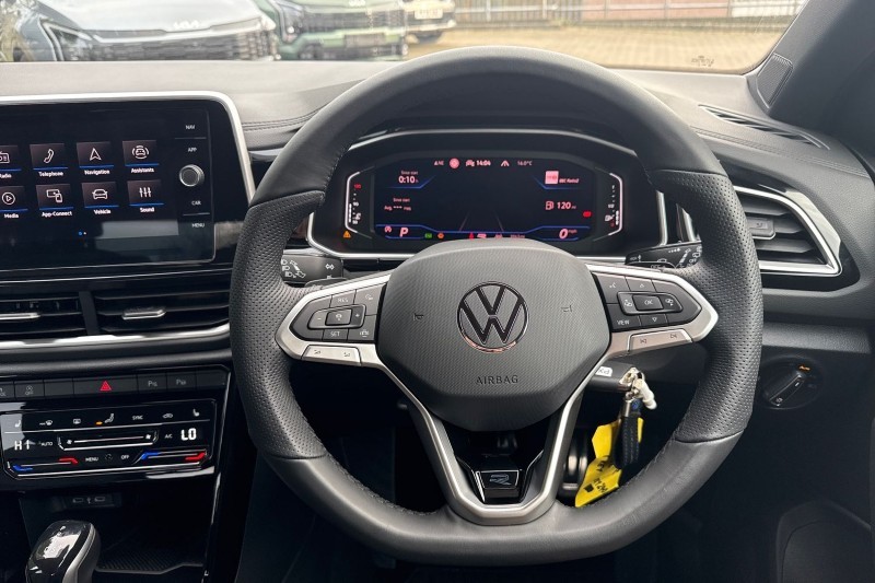2025 (25) VOLKSWAGEN T-ROC 1.5 TSI R-Line 5dr DSG 4753795