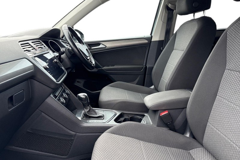 2020 (20) VOLKSWAGEN TIGUAN ALLSPACE 2.0 TDI Match 5dr DSG 4778511