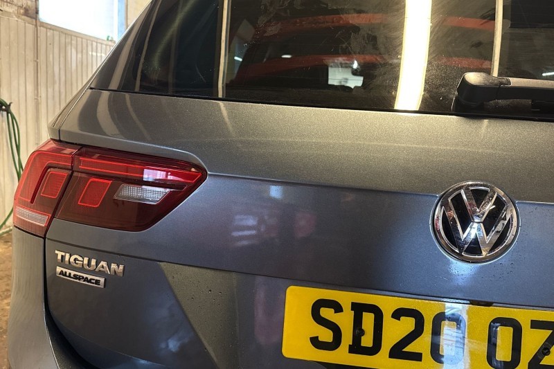 2020 (20) VOLKSWAGEN TIGUAN ALLSPACE 2.0 TDI Match 5dr DSG 4778545