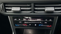 2022 (22) VOLKSWAGEN POLO 1.0 TSI Style 5dr 4807459