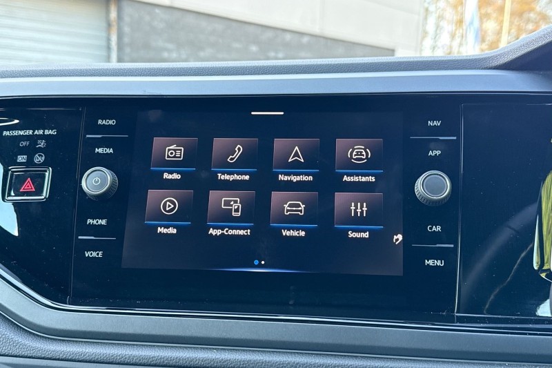 2024 (74) VOLKSWAGEN POLO 1.0 TSI R-Line 5dr 4760654