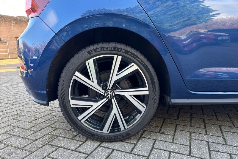 2024 (74) VOLKSWAGEN POLO 1.0 TSI R-Line 5dr 4760640
