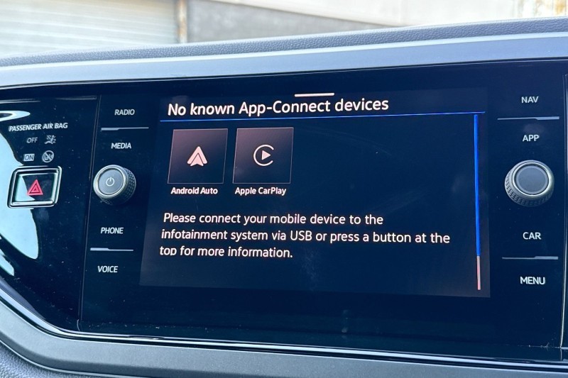 2024 (74) VOLKSWAGEN POLO 1.0 TSI R-Line 5dr 4760656