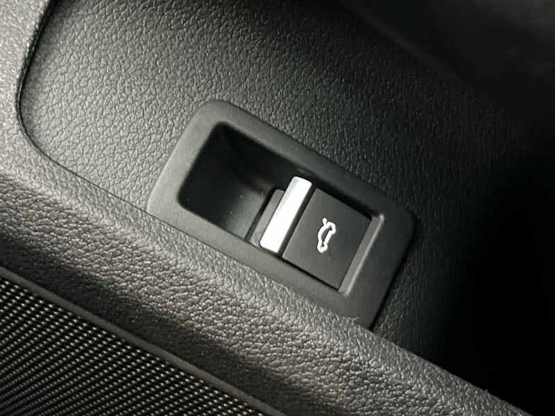 2023 (73) AUDI A4 35 TFSI Black Edition 4dr S Tronic 4778042