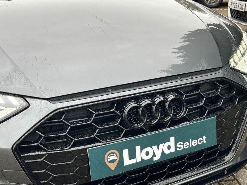 2023 (73) AUDI A4 35 TFSI Black Edition 4dr S Tronic 4778034