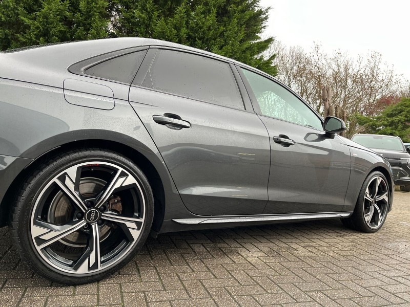 2023 (73) AUDI A4 35 TFSI Black Edition 4dr S Tronic 4778032