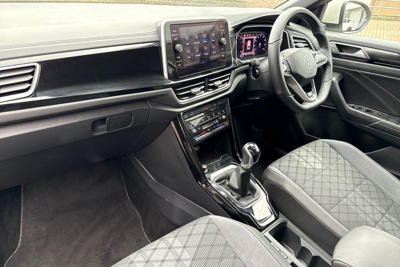 2023 (23) VOLKSWAGEN T-ROC 1.5 TSI R-Line 5dr 4777004