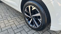 2024 (74) VOLKSWAGEN POLO 1.0 TSI Match 5dr 4758848