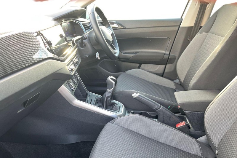 2024 (74) VOLKSWAGEN POLO 1.0 TSI Match 5dr 4758817