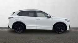 2025 (25) VOLKSWAGEN TIGUAN 2.0 TDI R-Line 5dr DSG 4778552