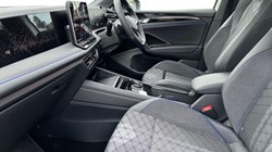 2025 (25) VOLKSWAGEN TIGUAN 2.0 TDI R-Line 5dr DSG 4778550