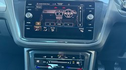 2021 (21) VOLKSWAGEN TIGUAN 1.5 TSI 150 Life 5dr 4795354