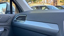 2021 (21) VOLKSWAGEN TIGUAN 1.5 TSI 150 Life 5dr 4795355