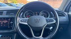 2021 (21) VOLKSWAGEN TIGUAN 1.5 TSI 150 Life 5dr 4795346