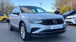 2021 (21) VOLKSWAGEN TIGUAN 1.5 TSI 150 Life 5dr 4795363