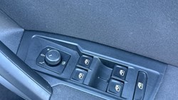 2021 (21) VOLKSWAGEN TIGUAN 1.5 TSI 150 Life 5dr 4795342