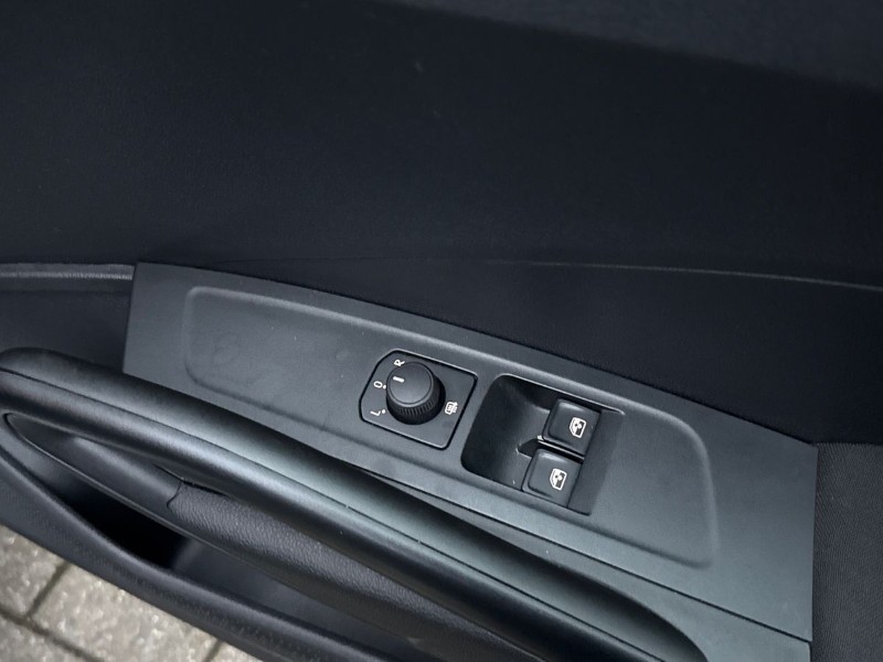 2024 (24) SKODA FABIA 1.0 TSI 110 Colour Edition 5dr 4781917