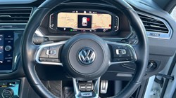 2020 (70) VOLKSWAGEN TIGUAN 2.0 TDi 150 4Motion R-Line Tech 5dr 4794549