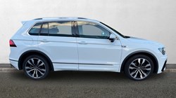 2020 (70) VOLKSWAGEN TIGUAN 2.0 TDi 150 4Motion R-Line Tech 5dr 4794524