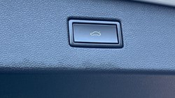 2020 (70) VOLKSWAGEN TIGUAN 2.0 TDi 150 4Motion R-Line Tech 5dr 4794585