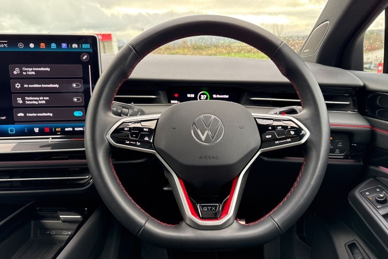 2025 (25) VOLKSWAGEN ID.7 250kW 4MOTION GTX 86kWh 5dr Auto 4803657