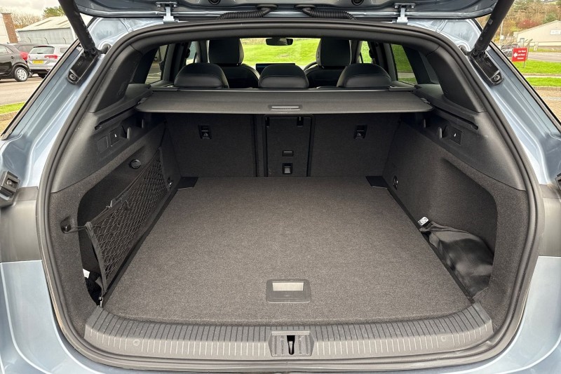 2025 (25) VOLKSWAGEN ID.7 250kW 4MOTION GTX 86kWh 5dr Auto 4803672