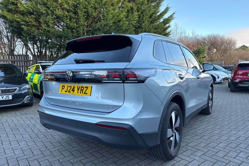 2024 (24) VOLKSWAGEN TIGUAN 1.5 eTSI 150 Match 5dr DSG 4799381