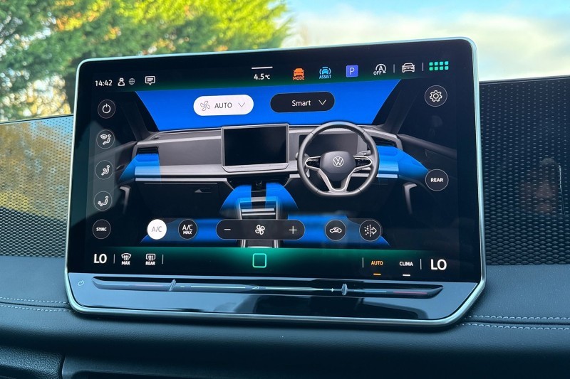 2024 (24) VOLKSWAGEN TIGUAN 1.5 eTSI 150 Match 5dr DSG 4799366