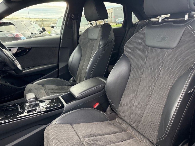 2020 (20) AUDI A4 35 TFSI Black Edition 4dr S Tronic 4798963