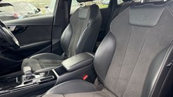 2020 (20) AUDI A4 35 TFSI Black Edition 4dr S Tronic 4798963