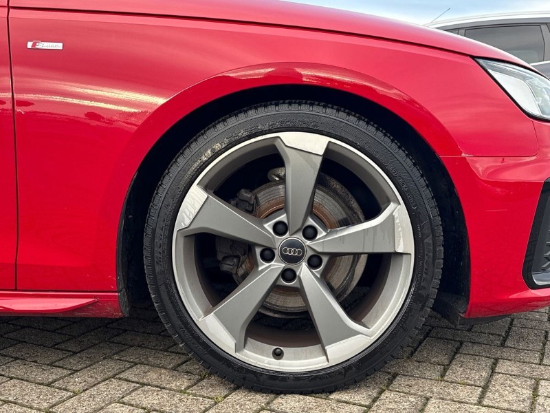 2020 (20) AUDI A4 35 TFSI Black Edition 4dr S Tronic 4798940