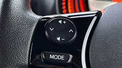 2017 (17) TOYOTA AYGO 1.0 VVT-i X-Clusiv 3 5dr 4824681