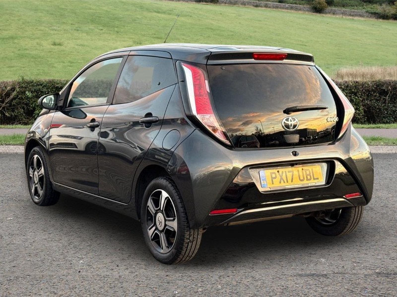 2017 (17) TOYOTA AYGO 1.0 VVT-i X-Clusiv 3 5dr