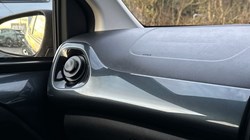 2017 (17) TOYOTA AYGO 1.0 VVT-i X-Clusiv 3 5dr 4824687