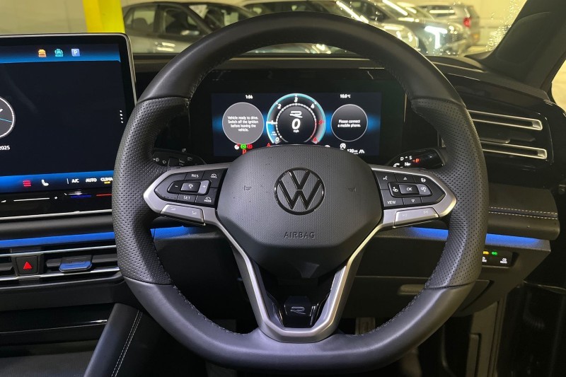 2025 (25) VOLKSWAGEN TIGUAN 2.0 TDI R-Line 5dr DSG 4885223