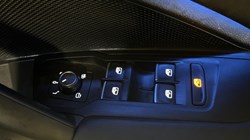 2025 (25) VOLKSWAGEN TIGUAN 2.0 TDI R-Line 5dr DSG 4885219