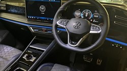 2025 (25) VOLKSWAGEN TIGUAN 2.0 TDI R-Line 5dr DSG 4885216